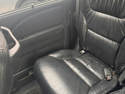 Used 2010 Honda Odyssey Touring image 21