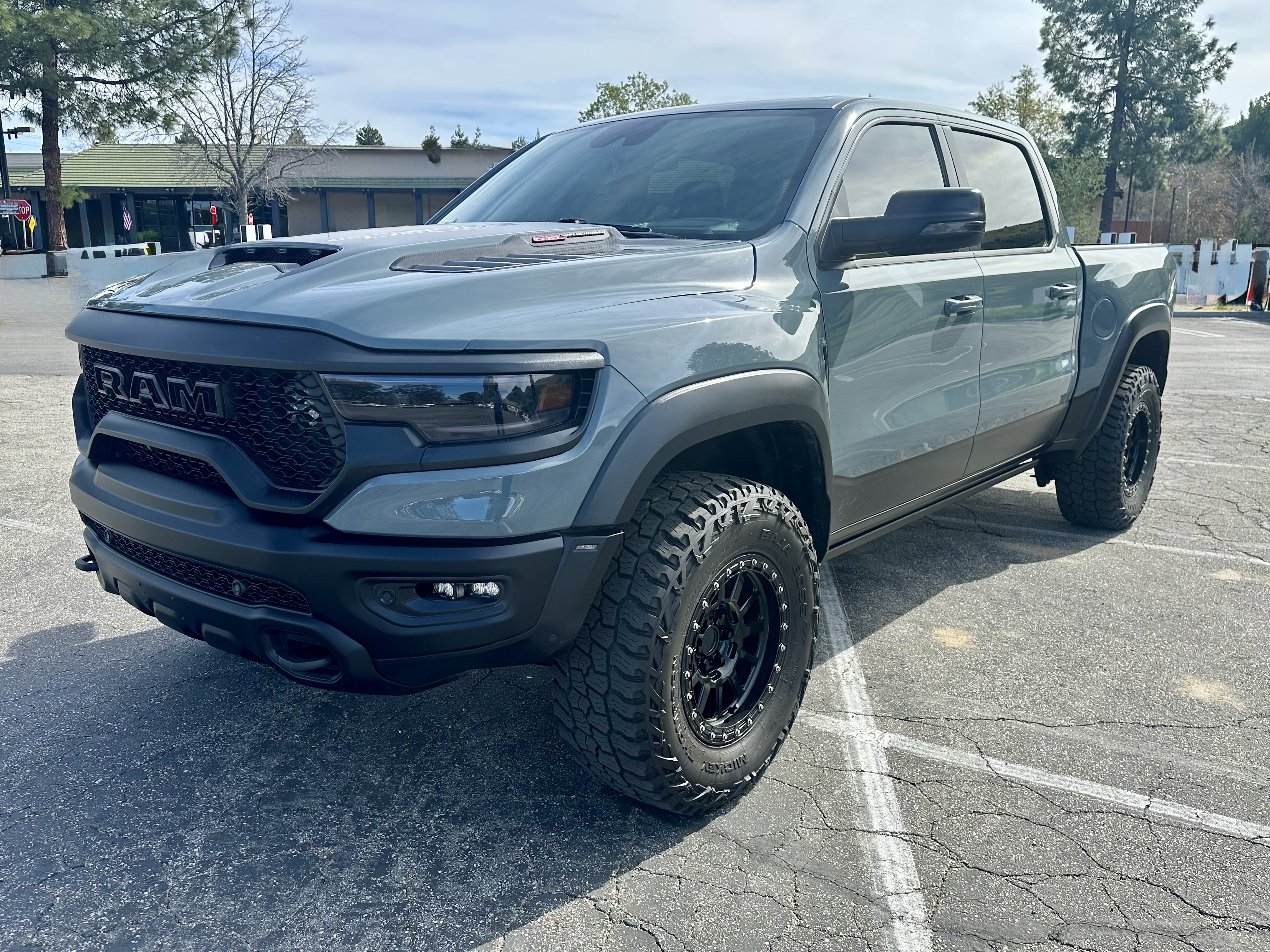 Used 2021 RAM 1500 TRX w/ TRX Lanuch Edition AWD/4WD image 1