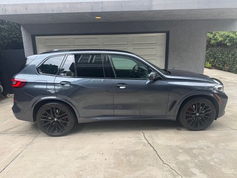 Used 2022 BMW X5 sDrive40i w/ M Sport Package RWD image 10
