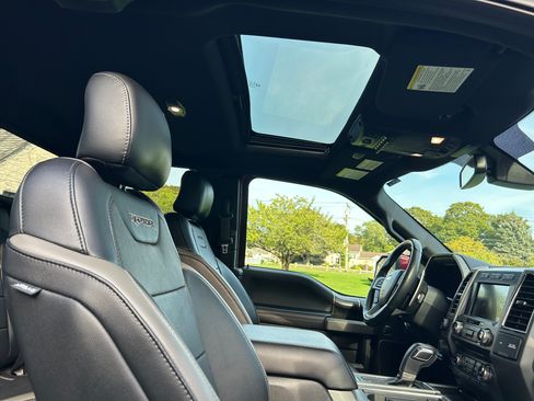 Used 2017 Ford F150 Raptor w/ Equipment Group 802A Luxury image 10