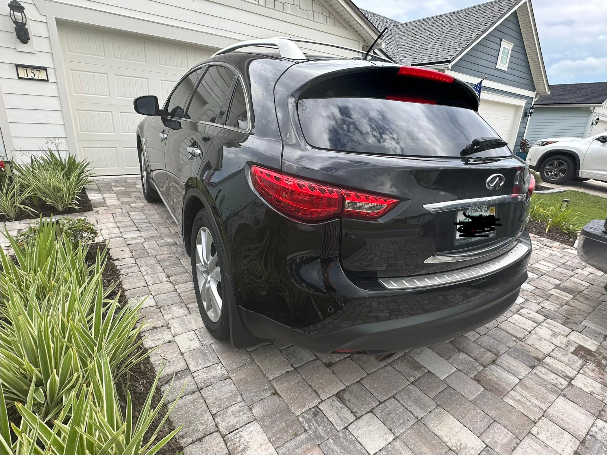 Used 2015 INFINITI QX70 AWD w/ Premium Package image 9