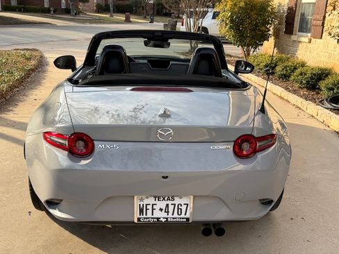 Used 2024 MAZDA MX-5 Miata Grand Touring w/ Weather Package image 11