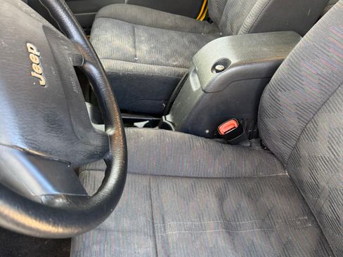 Used 2004 Jeep Wrangler 4WD w/ 30" Tire & Wheel Group image 9