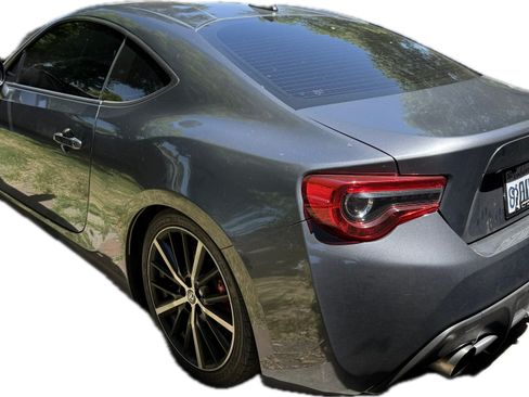 Used 2020 Toyota 86 w/ TRD Handling Package RWD image 6