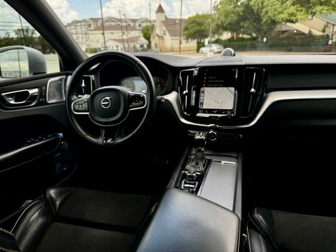 Used 2018 Volvo XC60 T6 R-Design w/ Convenience Package AWD/4WD image 12