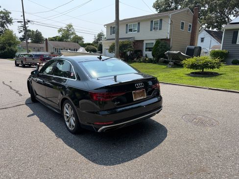 Used 2019 Audi A4 2.0T Prestige w/ Prestige Package AWD/4WD image 4