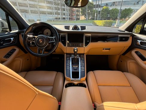 Used 2017 Porsche Macan S AWD/4WD image 14