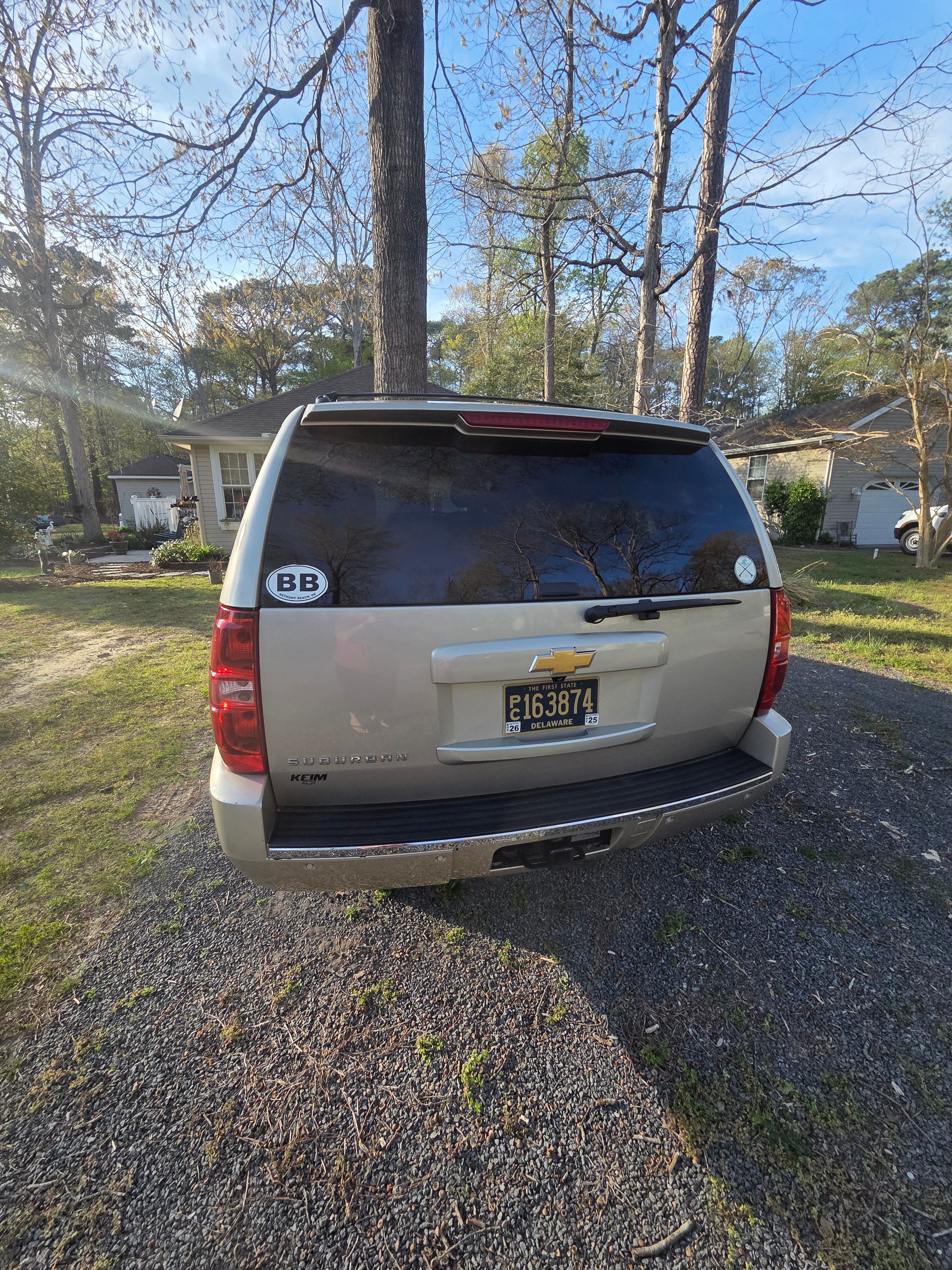 Used 2013 Chevrolet Suburban LTZ AWD/4WD image 6