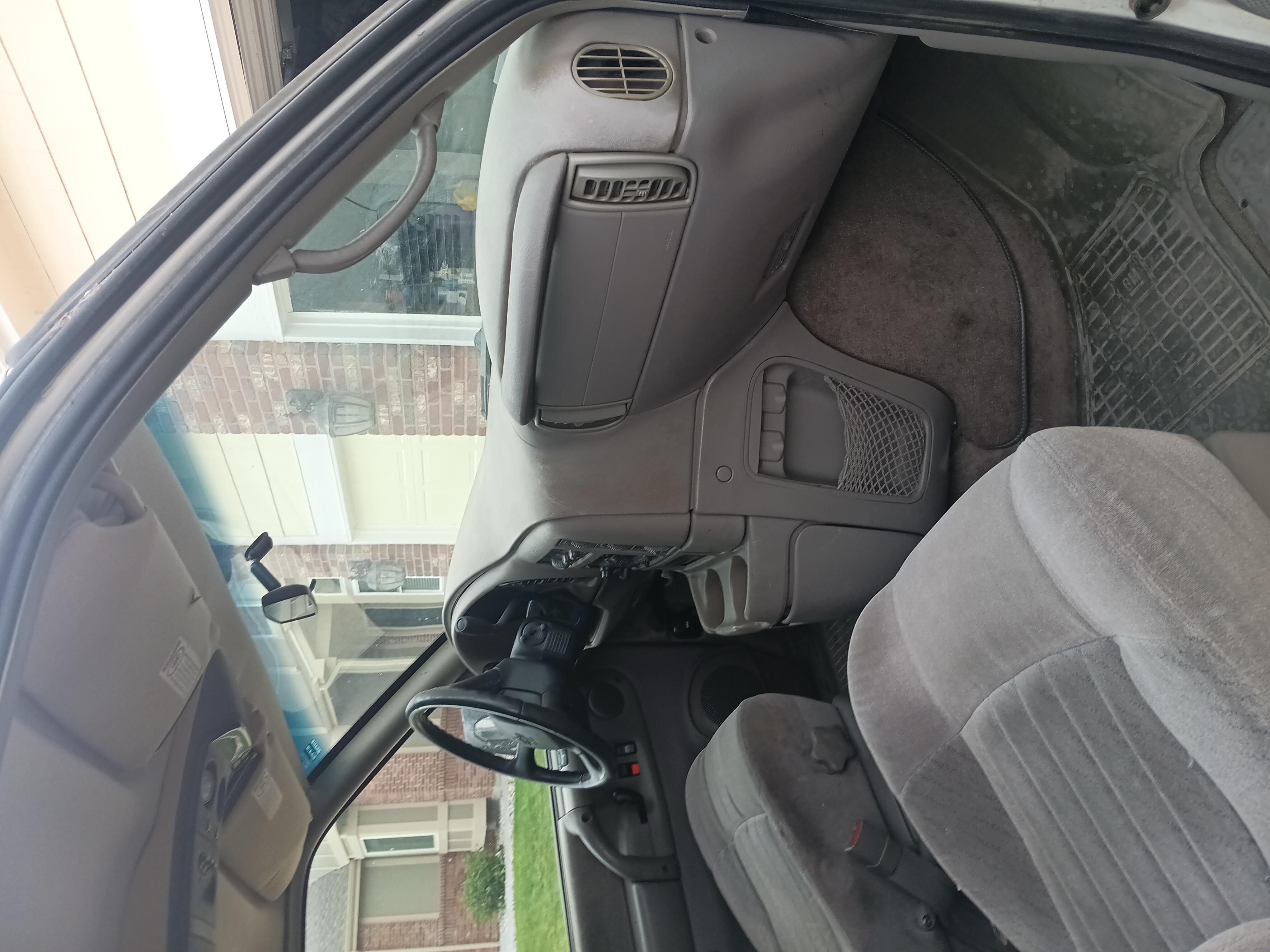 Used 2001 Chevrolet Astro Passenger AWD image 9
