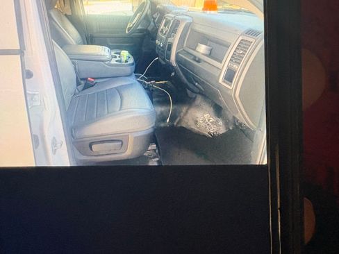 Used 2018 RAM 5500 Tradesman w/ Max Tow Package image 14