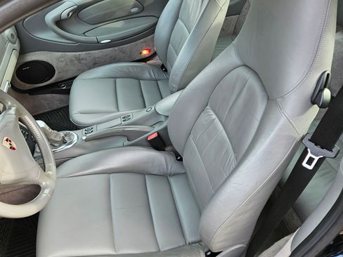 Used 2003 Porsche 911 Turbo image 15