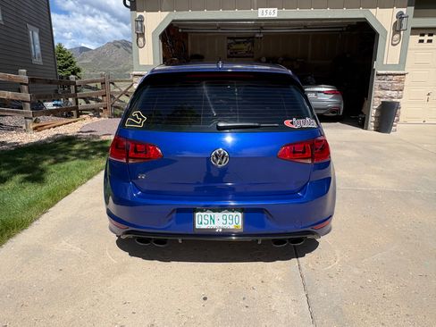 Used 2016 Volkswagen Golf 4-Door AWD/4WD image 5