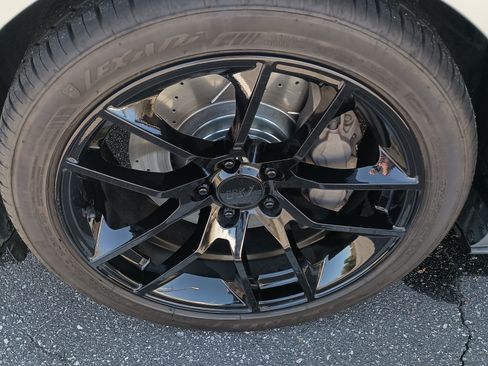 Used 2020 Ford Mustang GT Premium image 6