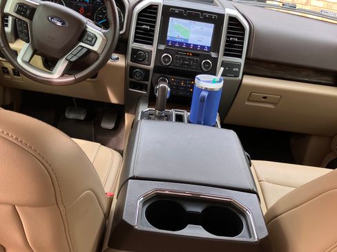 Used 2020 Ford F150 Lariat image 9