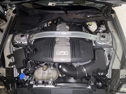 Used 2020 Ford Mustang GT Premium w/ Black Accent Package RWD image 6