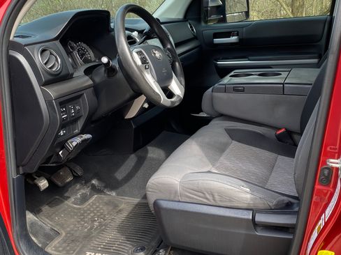Used 2014 Toyota Tundra SR5 image 14