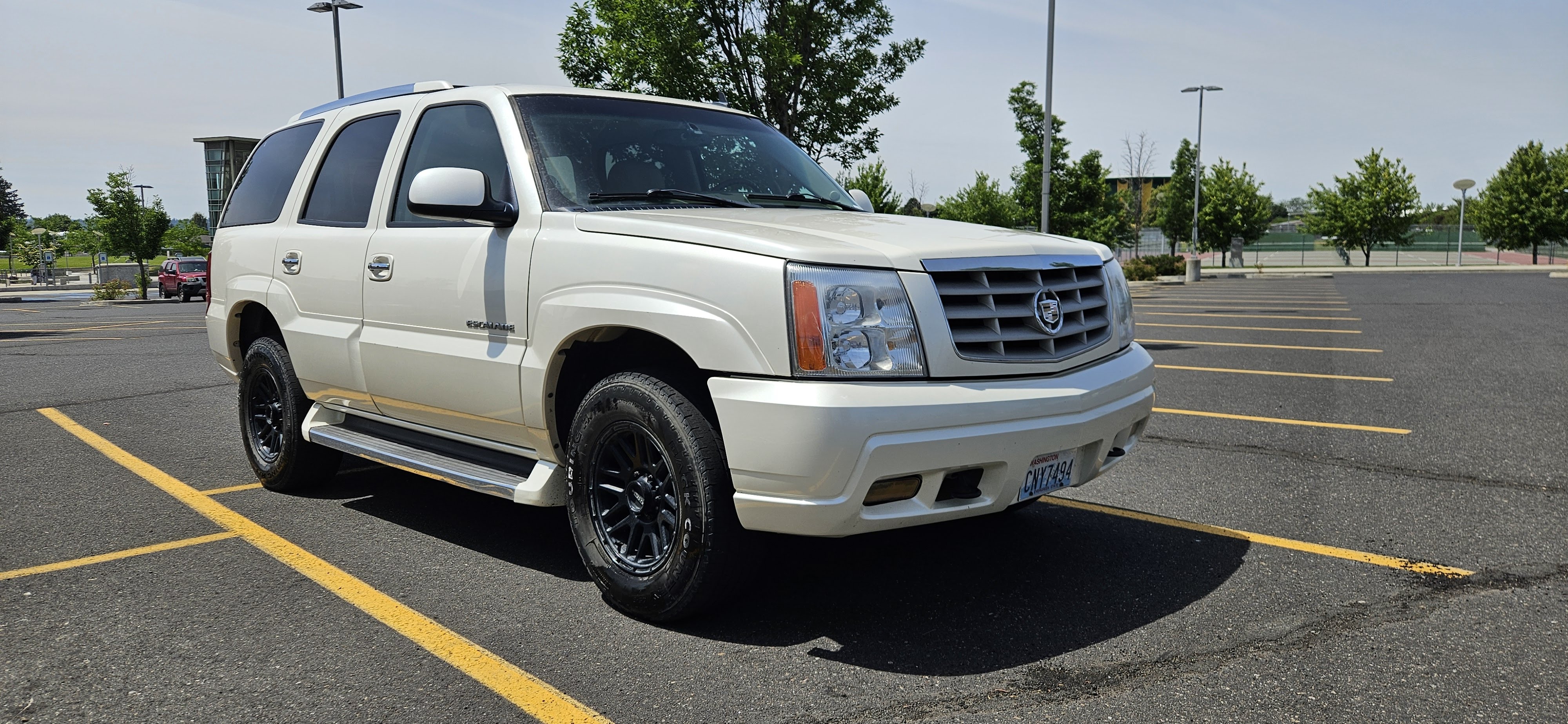 Used 2006 Cadillac Escalade AWD image 2