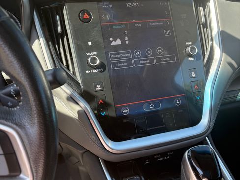 Used 2021 Subaru Outback Onyx Edition XT image 4