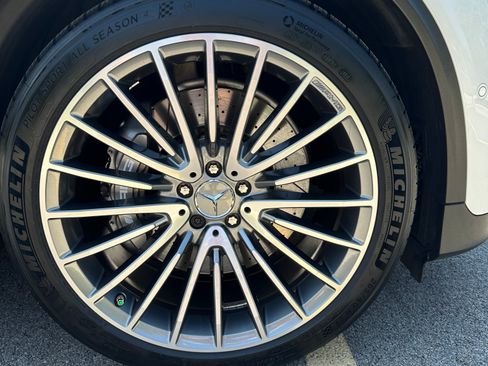 Used 2020 Mercedes-Benz GLC 63 AMG 4MATIC image 13