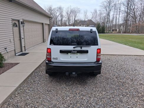 Used 2011 Jeep Liberty Renegade w/ Comfort Seating Group image 5