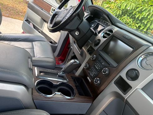 Used 2013 Ford F150 Lariat w/ Lariat Chrome Pkg image 12