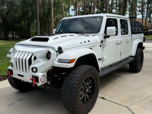 Used 2022 Jeep Gladiator Overland AWD/4WD image 1
