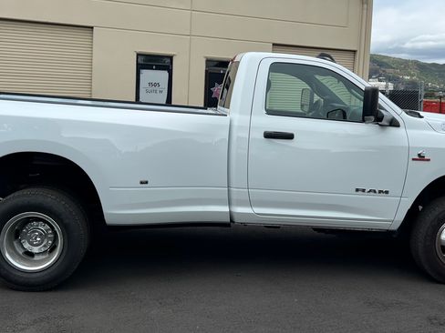 Used 2022 RAM 3500 Tradesman image 5