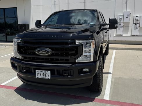 Used 2017 Ford F350 Lariat w/ Chrome Package AWD/4WD image 9