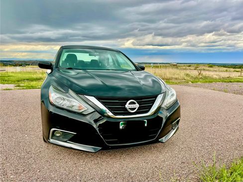 Used 2017 Nissan Altima 2.5 SV FWD image 13