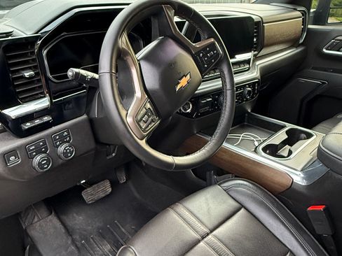 Used 2024 Chevrolet Silverado 3500 High Country w/ High Country Premium Package AWD/4WD image 8