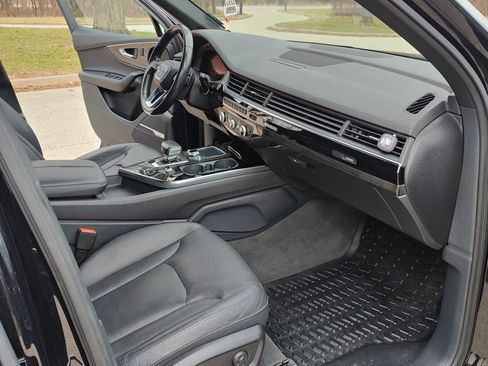 Used 2017 Audi Q7 3.0T Premium Plus image 16