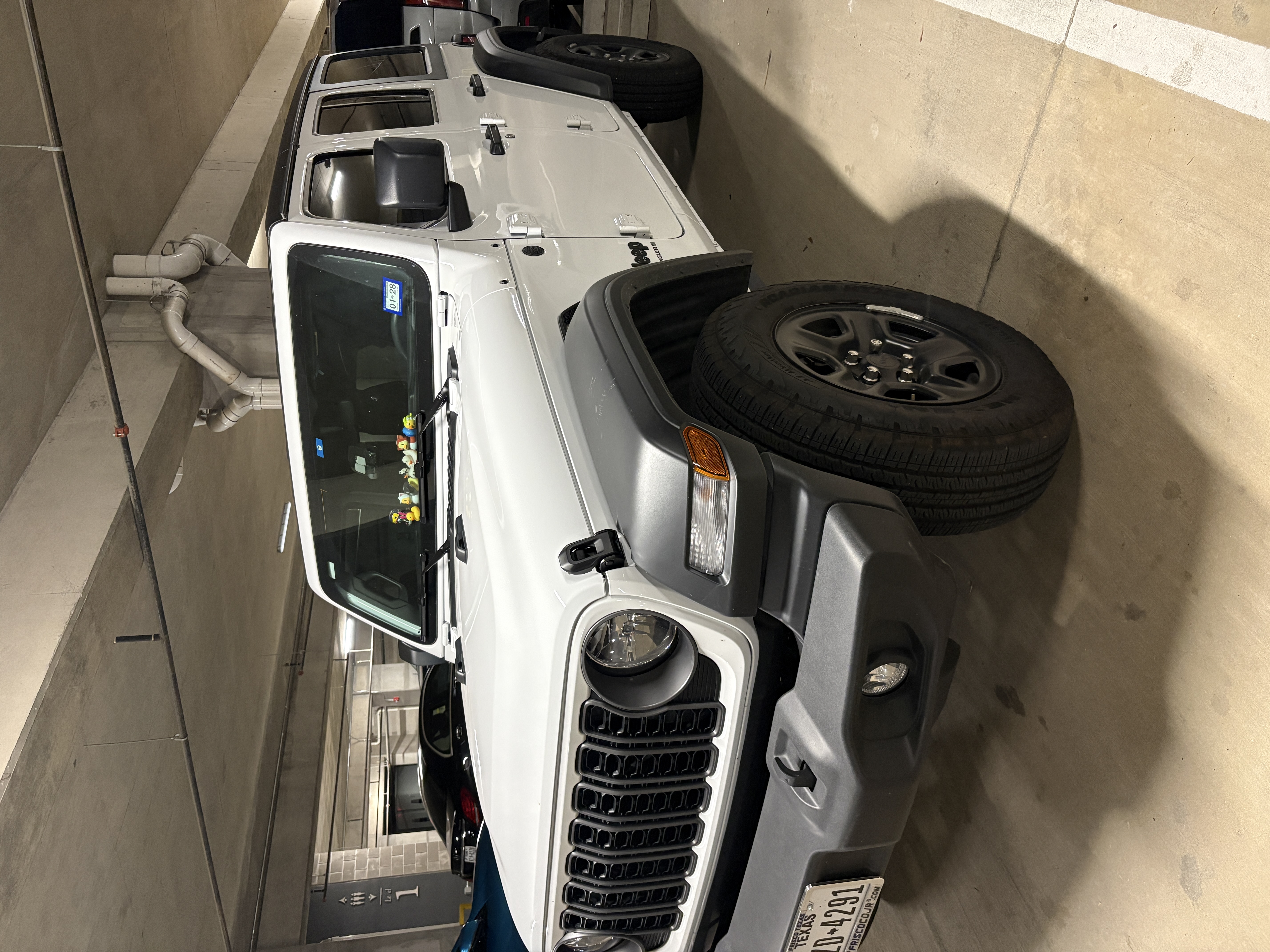 Used 2026 Jeep Wrangler Unlimited Sport AWD/4WD image 5