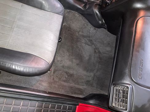 Used 2002 Chevrolet Camaro Z28 w/ SS Performance/Appearance Pkg image 17