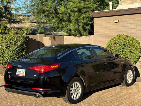 Used 2011 Kia Optima LX w/ Convenience Pkg image 9