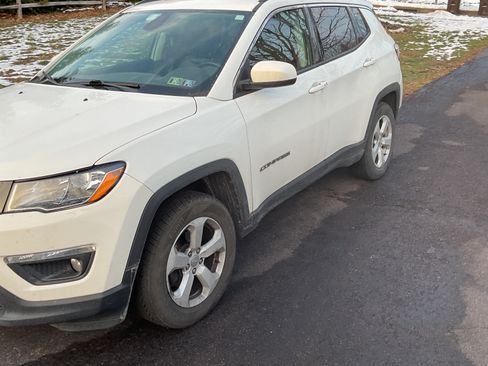 Used 2018 Jeep Compass Latitude w/ Popular Equipment Group image 5