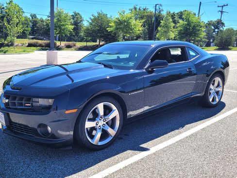 Used 2010 Chevrolet Camaro SS w/ RS Package RWD image 1