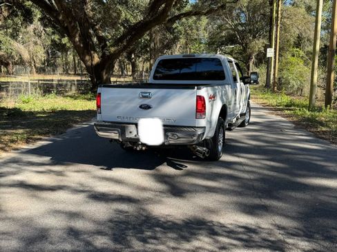 Used 2008 Ford F250 Lariat image 4