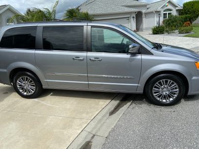 Used 2013 Chrysler Town & Country Touring-L w/ Driver Convenience Group