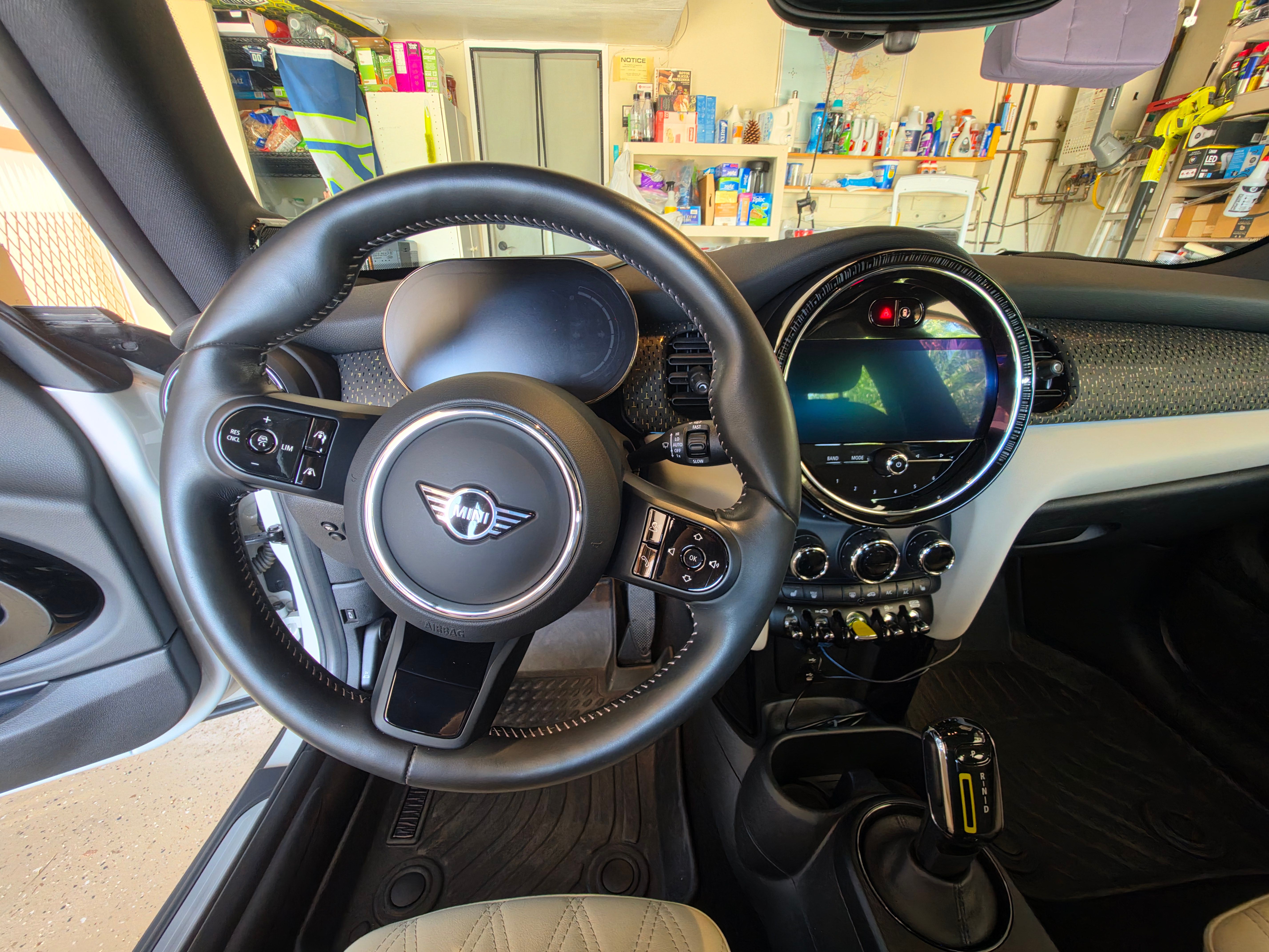 Used 2022 MINI Cooper SE FWD image 22