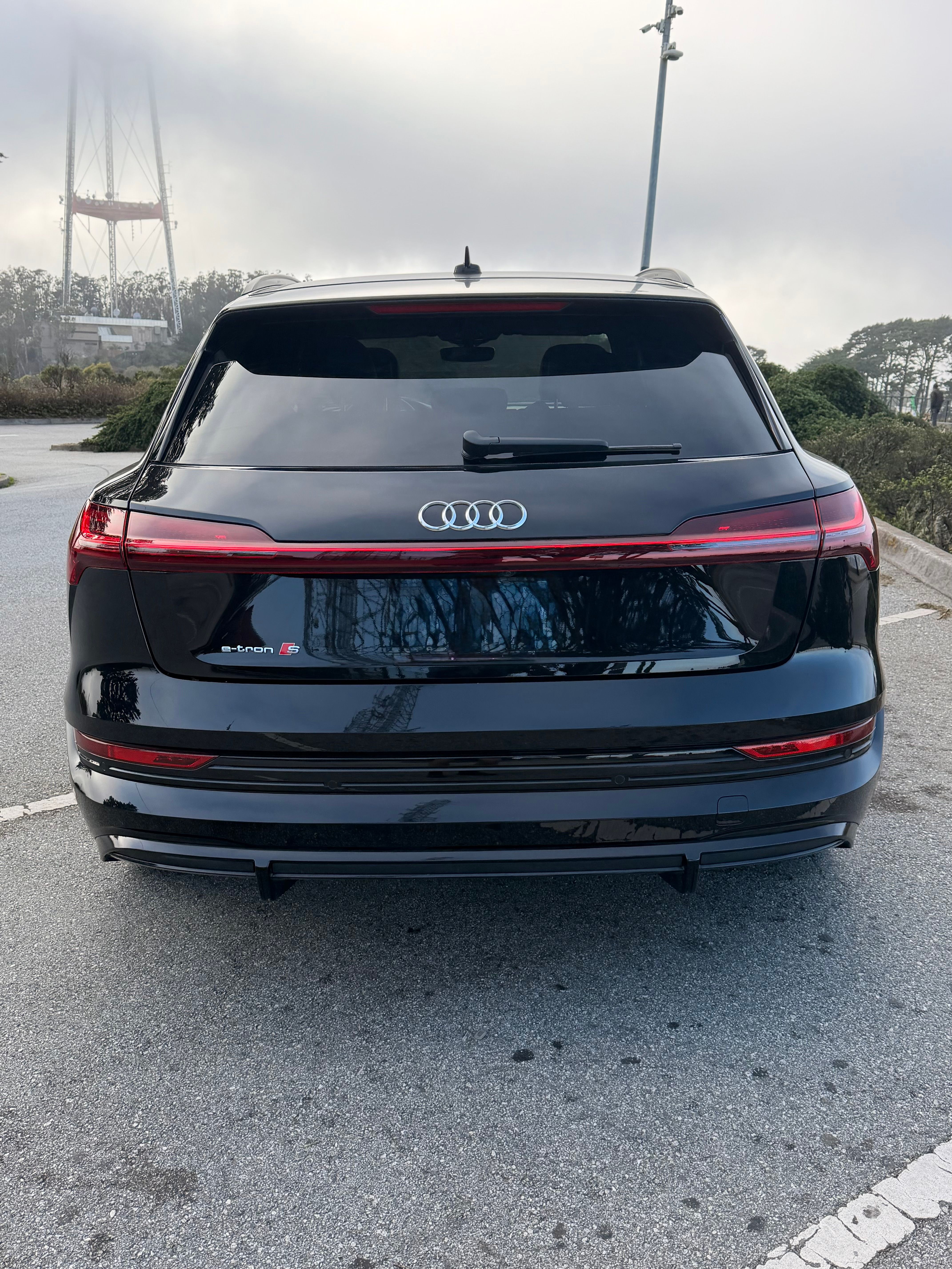 Used 2022 Audi e-tron S Prestige w/ Prestige Package AWD/4WD image 24