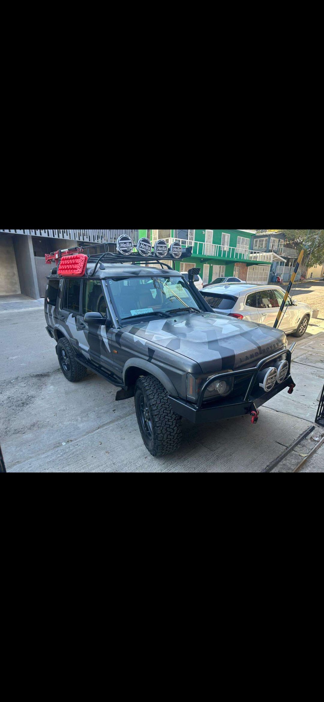 Used 2003 Land Rover Discovery SE AWD/4WD image 2
