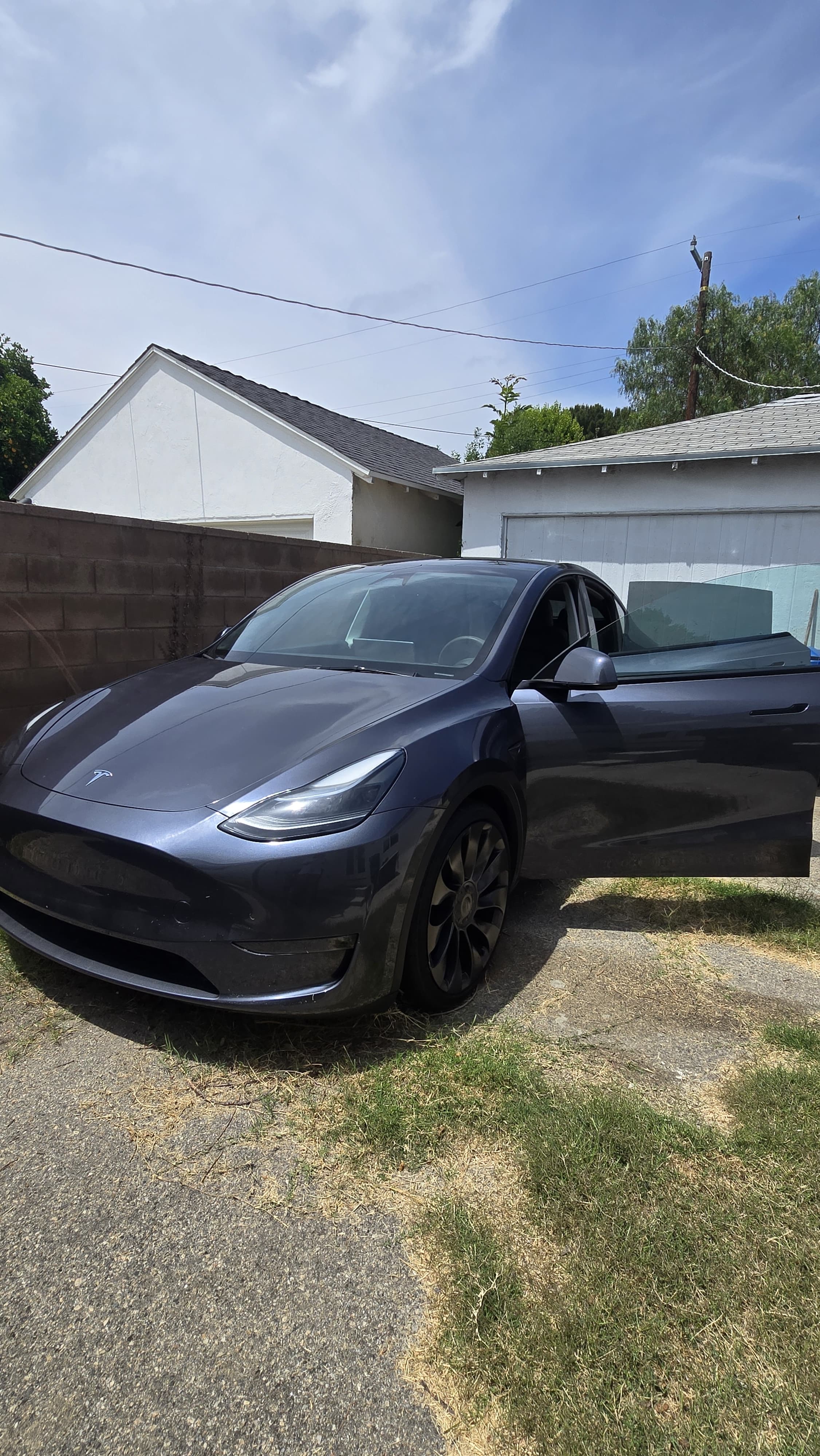 Used 2023 Tesla Model Y Performance AWD/4WD image 4