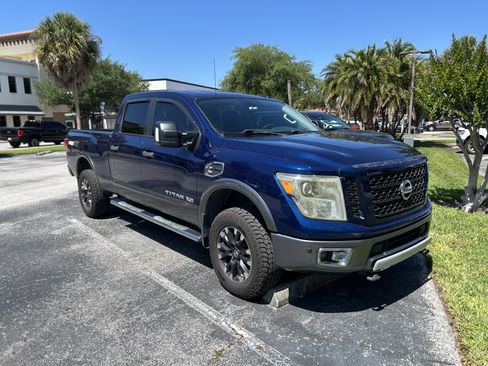 Used 2016 Nissan Titan PRO-4X w/ Pro-4x Convenience Package AWD/4WD image 1