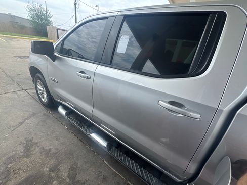 Used 2020 Chevrolet Silverado 1500 LT w/ Texas Edition RWD image 11