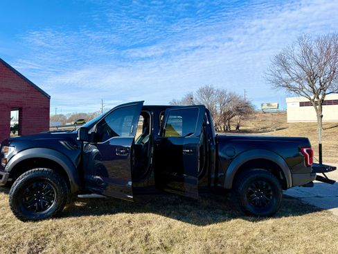 Used 2020 Ford F150 Raptor w/ Equipment Group 802A Luxury image 6