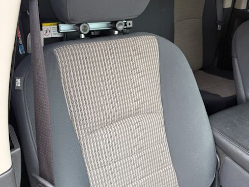 Used 2012 RAM 1500 Express image 27