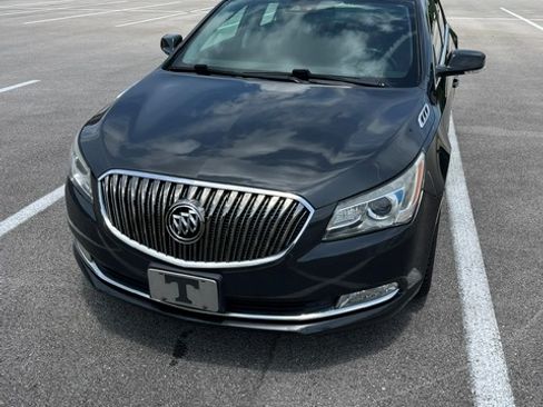 Used 2015 Buick LaCrosse Leather w/ Experience Buick Package FWD image 2