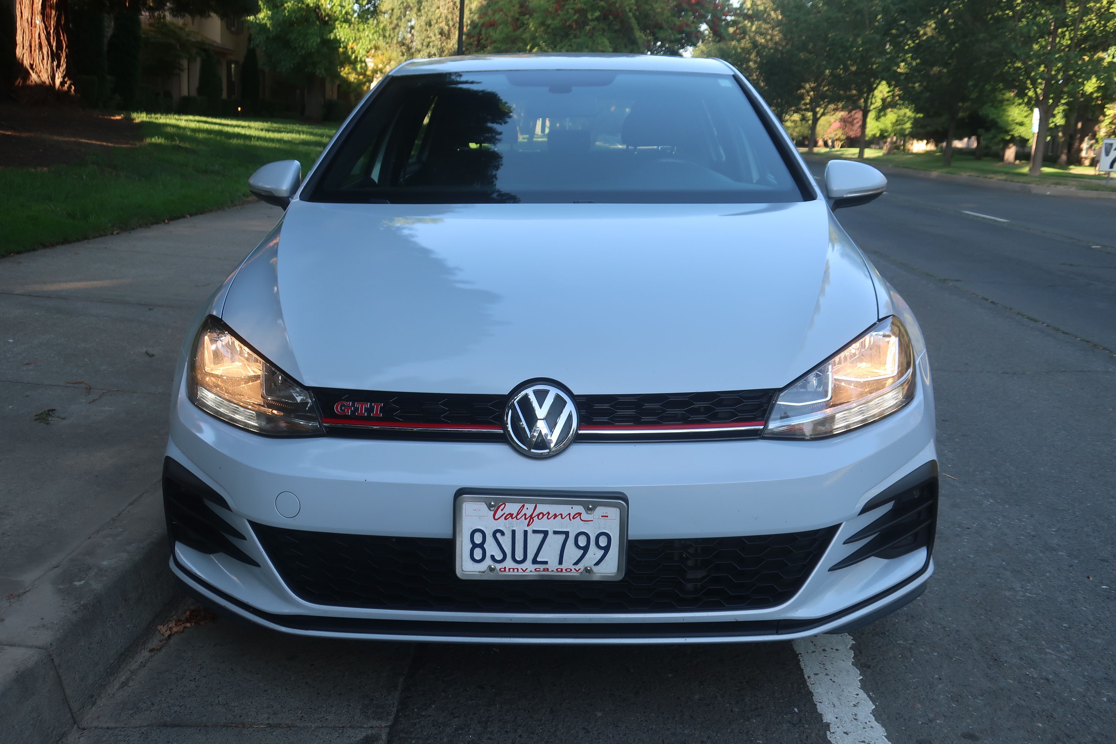 Used 2019 Volkswagen GTI S FWD image 1