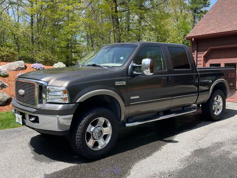 Used 2007 Ford F250 Lariat AWD/4WD image 1