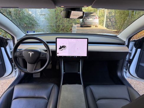 Used 2018 Tesla Model 3 Long Range image 6